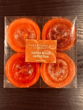 NIB CHESAPEAKE BAY
CANDLE™ “Coffee Break” Hand Poured Candles